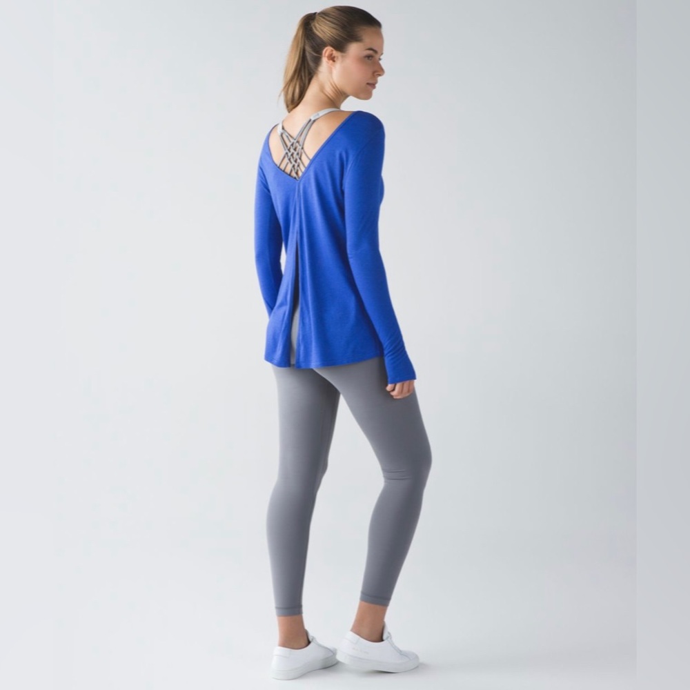 Lululemon Zen Bender Long Sleeve in Harbor Blue Sz 6